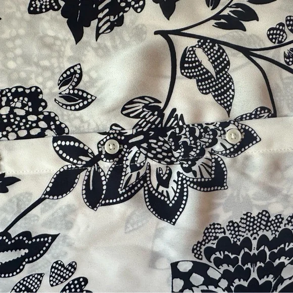 NEW Banana Republic Off the shoulder Blouse - Picture 5 of 6